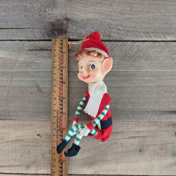 Vintage 1950s MCM Kitschy Red Green and White Oversized Elf Knee Hugger Ornament - Picture 9 of 10